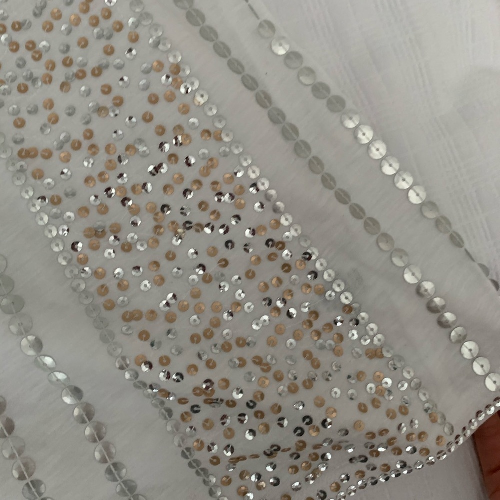 Express Sequin Tank Top - Picture 4 of 4